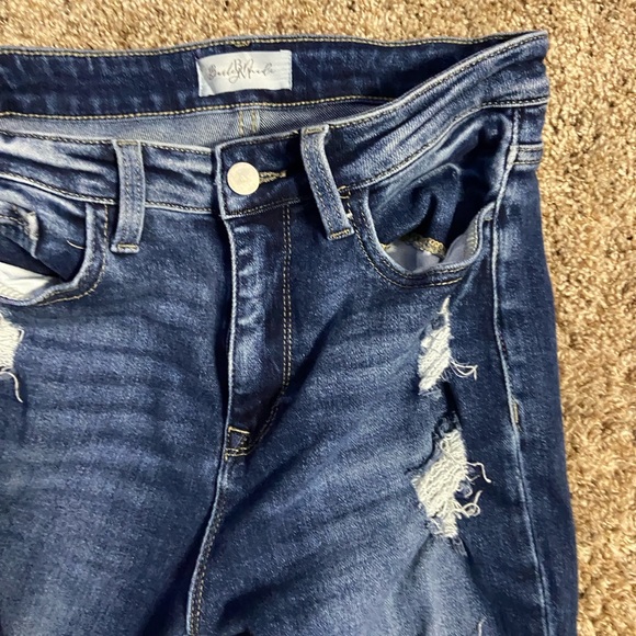 Distressed Flare High Waist Women’s Jeans - Dark Blue Size 7 | inseam 34 | 👍 - Picture 7 of 8